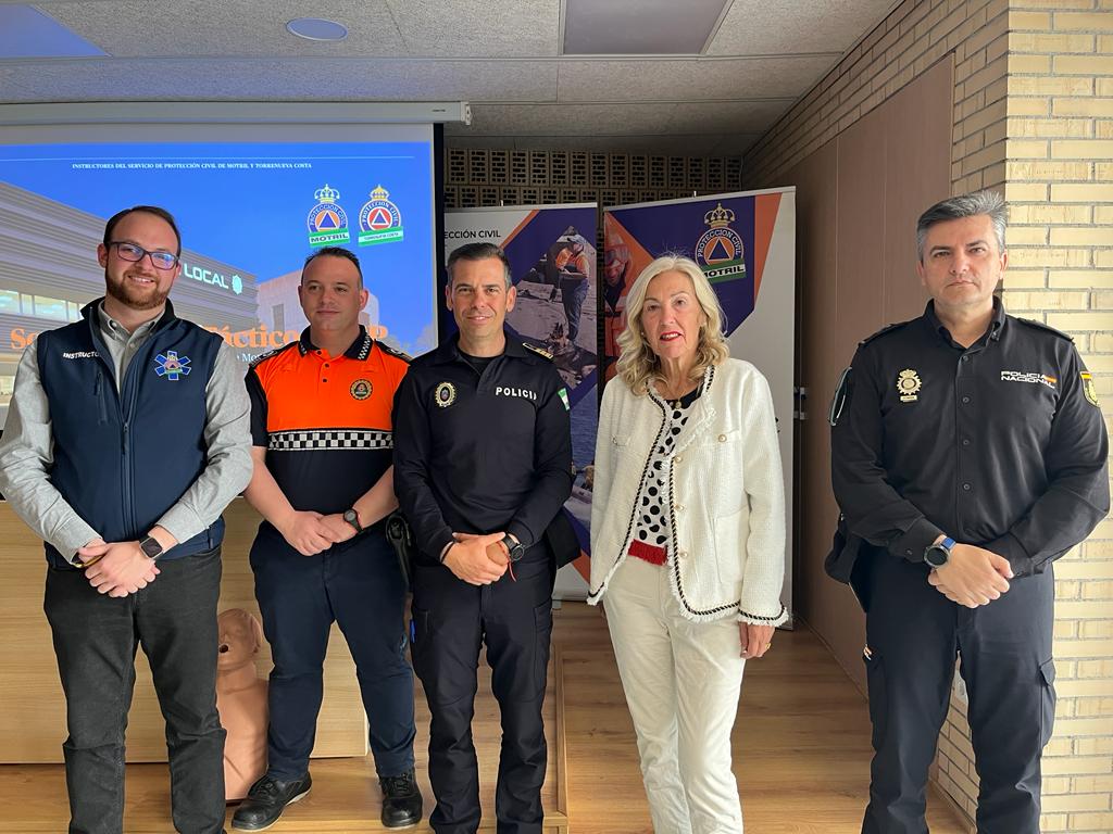 Policía Local y Nacional de Motril se forman en soporte vital táctico y RCP en las I Jornadas formativas